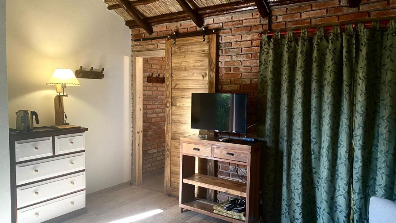 Ruda Lodge Exclusive Bed & Breakfast Хенераль-Родригес Экстерьер фото